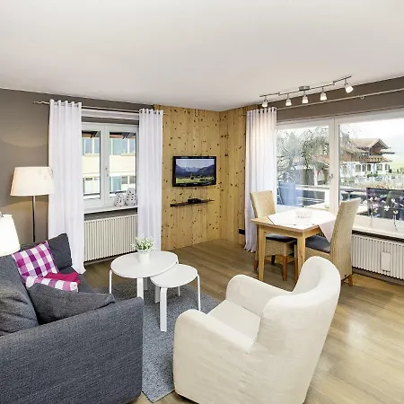 Appartement Haus Jahreszeiten *