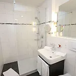Haus Jahreszeiten *
