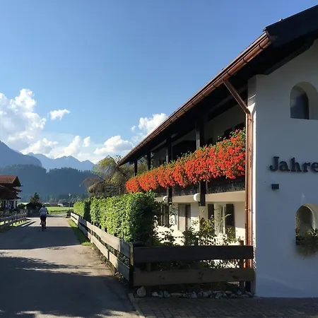Haus Jahreszeiten Apartamento *